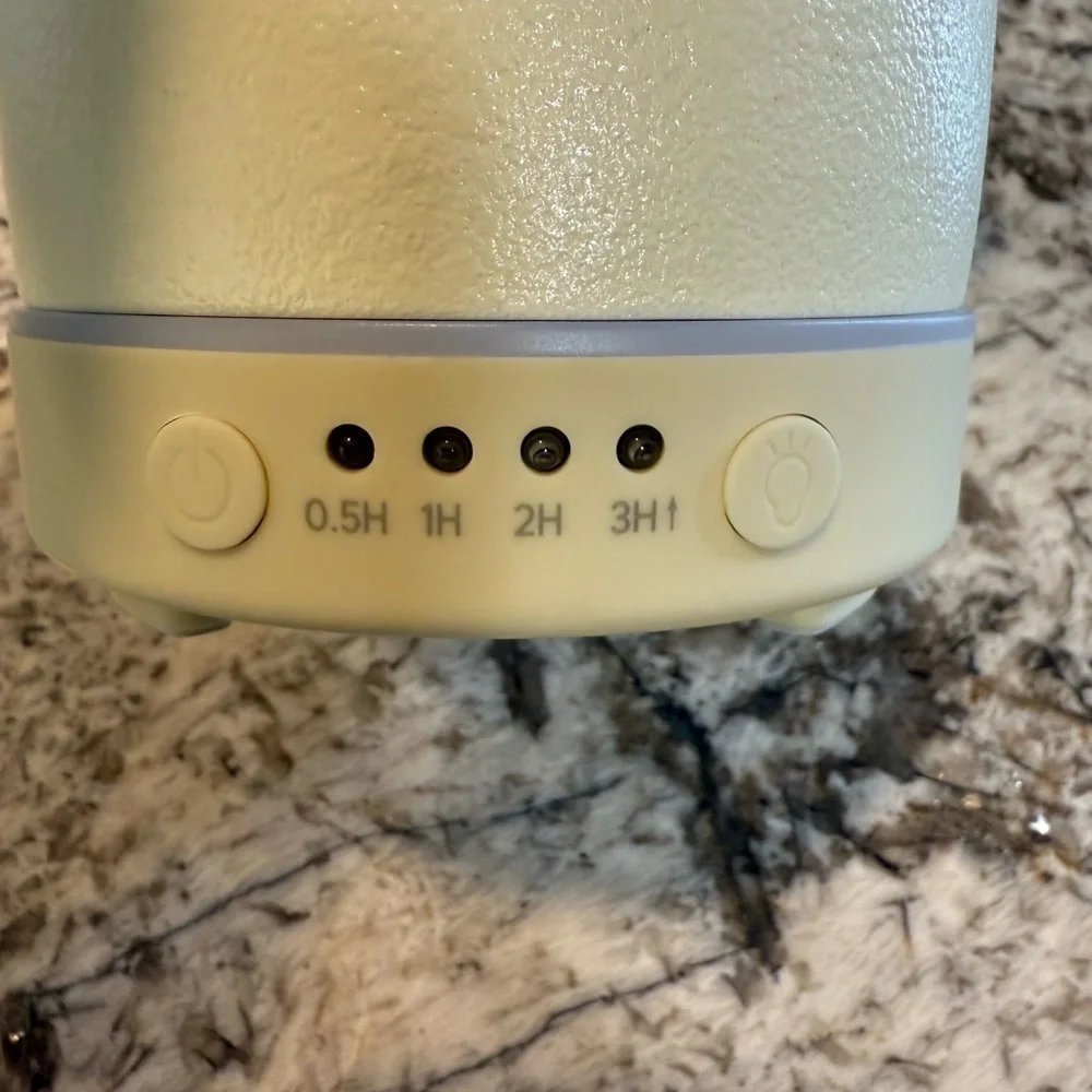White Essential Oil Diffuser